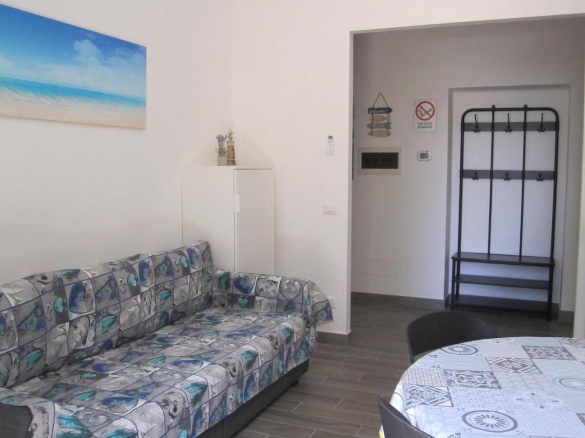 Piuma Celeste A Due Passi Dal Mare E Dal Centro Storico Lido di Ostia Exterior foto